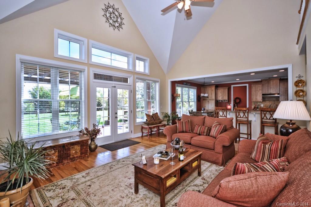 1915 Charden Road Davidson, NC 28036 - Photo 8 of 24 Gallery Image 8