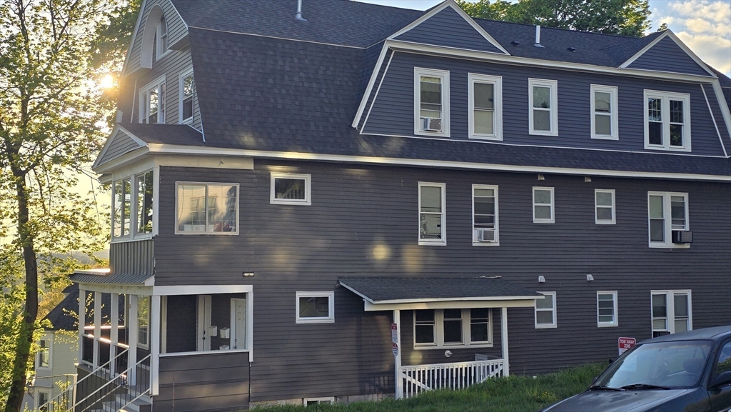 15 Forestdale Road Worcester, MA 01605 - Photo 4 of 12