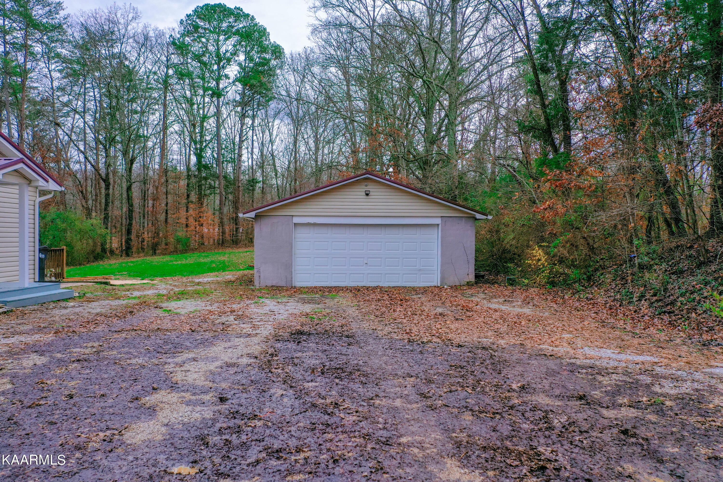 352 Raccoon Valley Road Powell, TN 37849 - Photo 3 of 14 DJI_0148-3