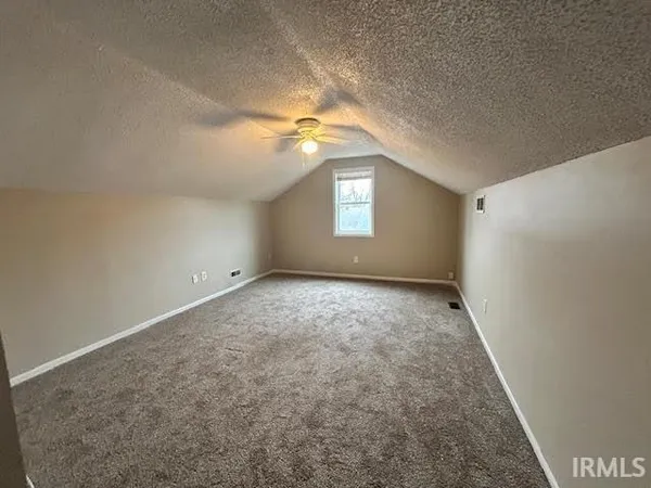 $274,900 | 6213 Belle Isle Lane, Fort Wayne, IN 46835