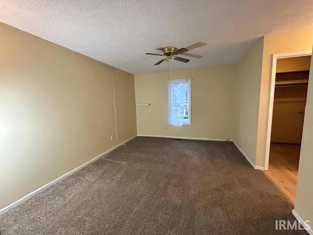 $274,900 | 6213 Belle Isle Lane, Fort Wayne, IN 46835