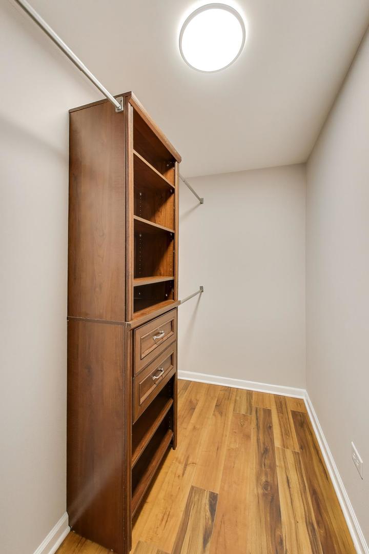 440 West Main Street Barrington, IL 60010 - Photo 22 of 32 a view of an empty room