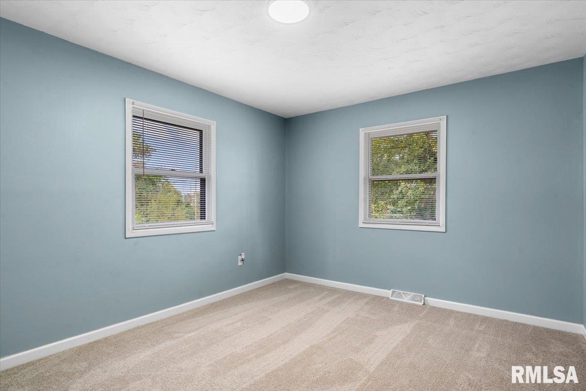 2991 Niccolls Road Springfield, IL 62703 - Photo 16 of 35 Gallery Image 16