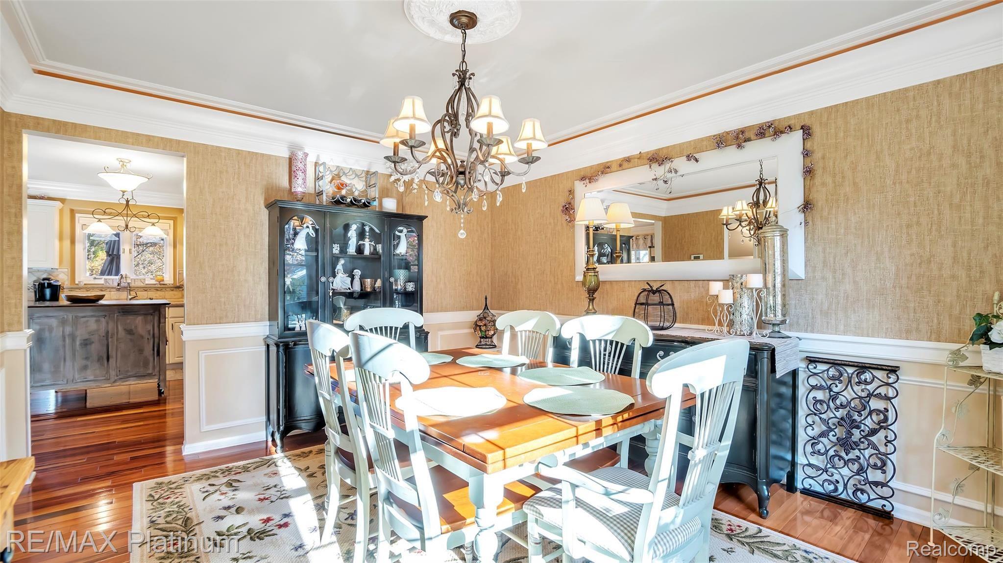 2439 Sunny Ridge Drive Pinckney, MI 48169 - Photo 10 of 42 Entertain In This Beautiful Dining Room