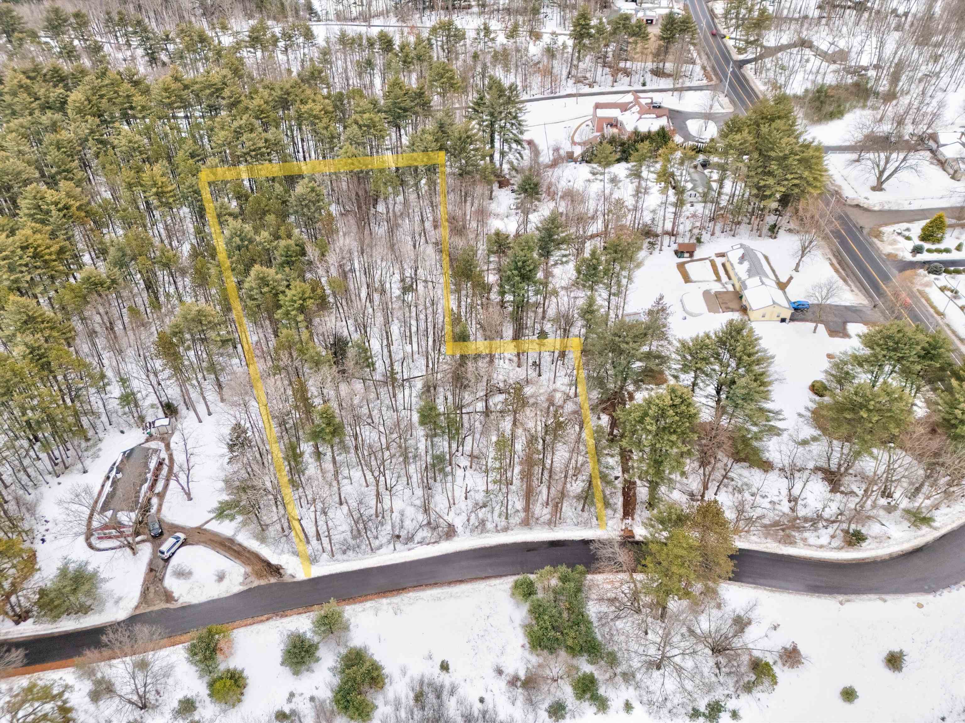5 Hidden Ranch Drive Hooksett, NH 03106 - Photo 1 of 5