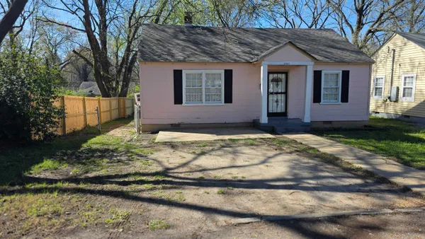 $1,150 | 3061 Seminole Road, Memphis, TN 38111
