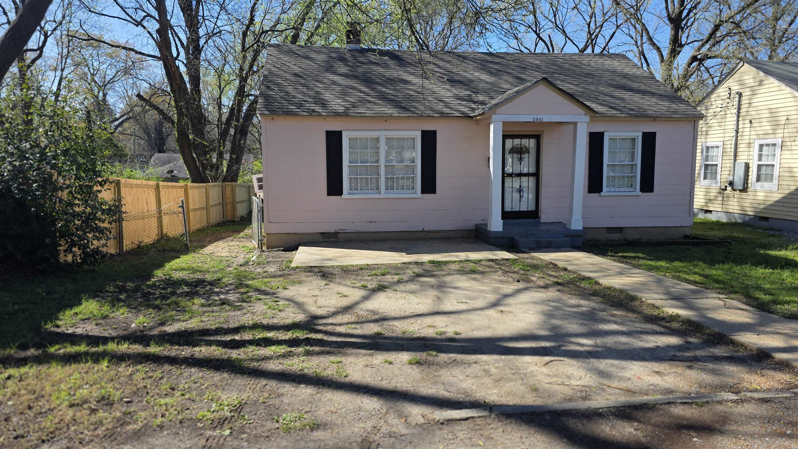 3061 Seminole Road Memphis, TN 38111 - Photo 1 of 5