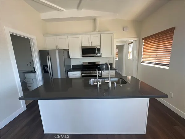 $3,250 | 4125 185th Street, Torrance, CA 90504