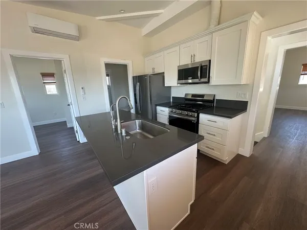 $3,250 | 4125 185th Street, Torrance, CA 90504