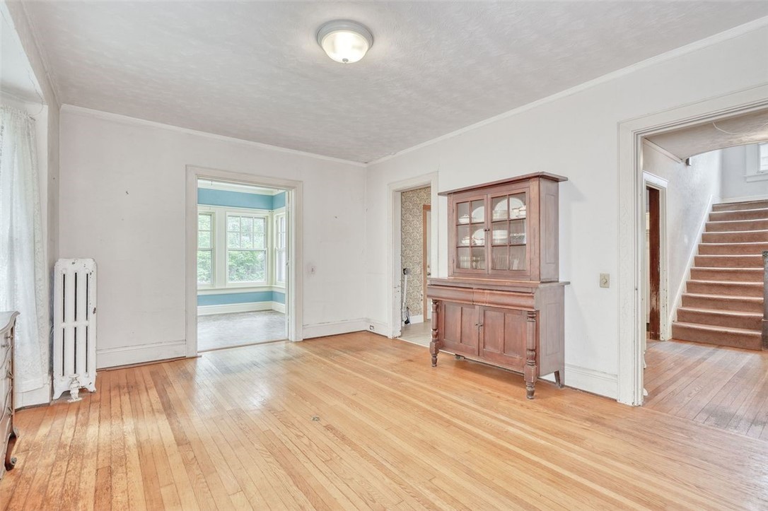 153 Seneca Parkway Rochester, NY 14613 - Photo 15 of 47