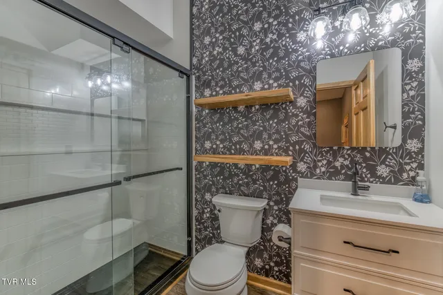 $1,199,000 | 191 Bear Ridge Drive, Butler, TN 37640