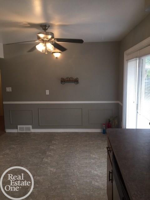 4709 Gerald Street Warren, MI 48092 - Photo 7 of 9