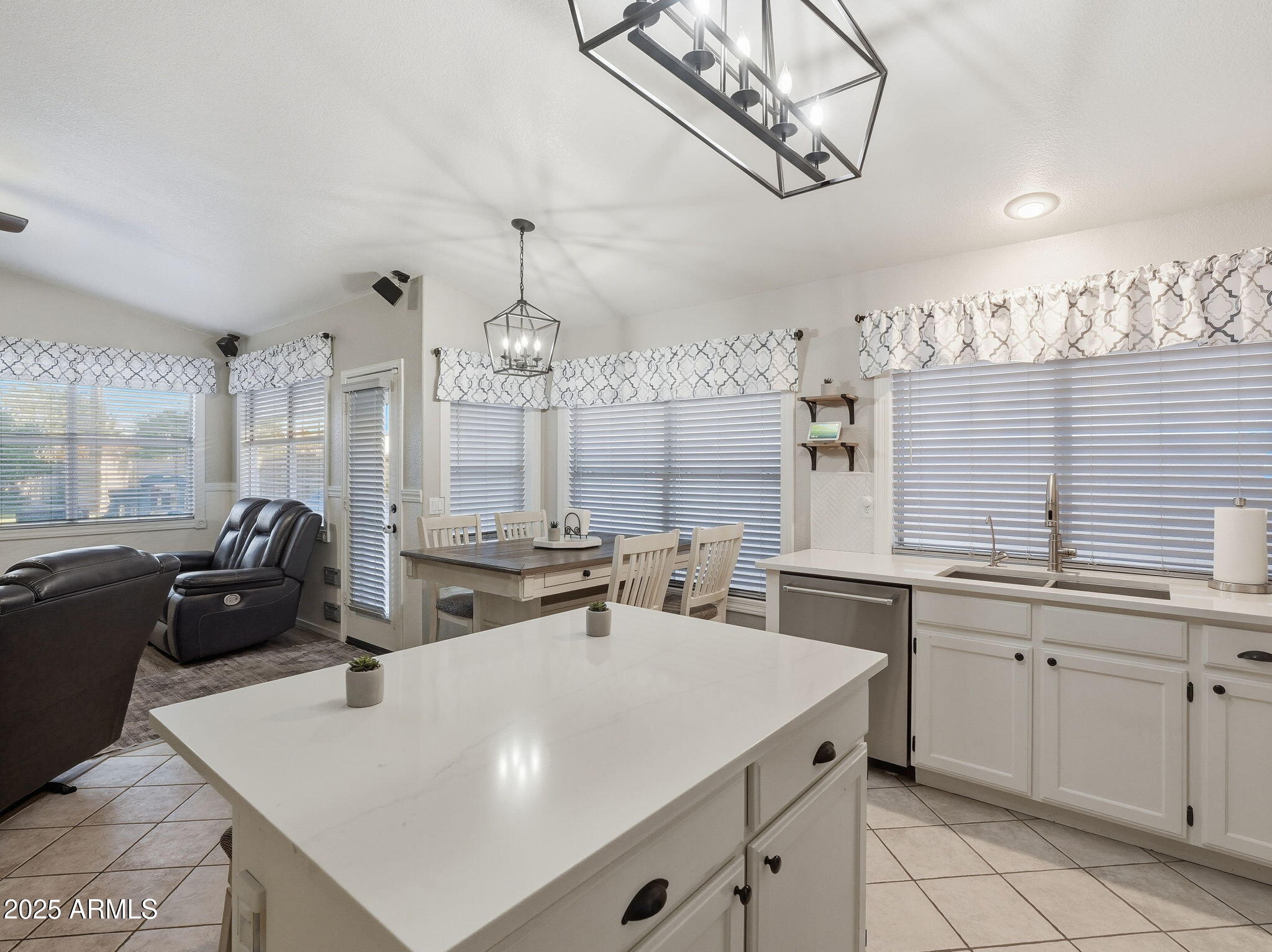 1516 East Cheyenne Street Gilbert, AZ 85296 - Photo 14 of 73 031_ListerPros