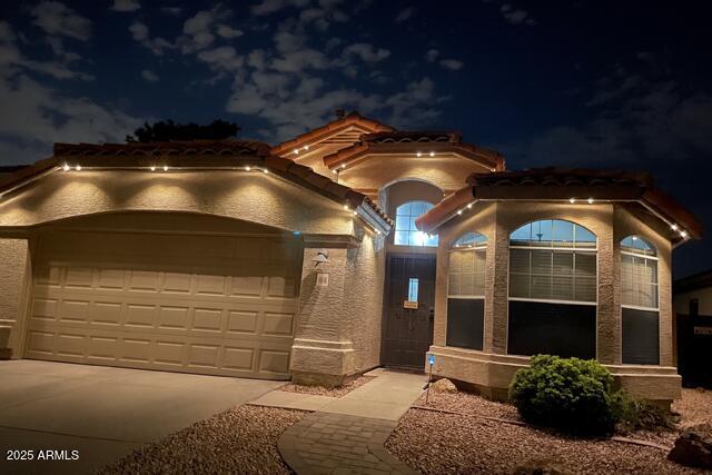 1516 East Cheyenne Street Gilbert, AZ 85296 - Photo 2 of 73 a view of an entryway of the house