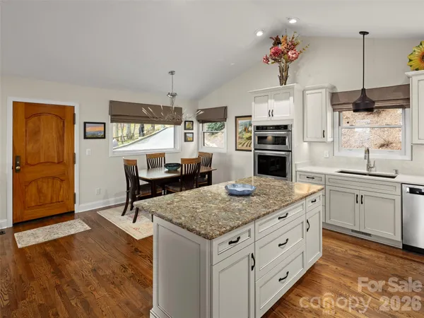$1,150,000 | 220 Dulcimer Lane, Waynesville, NC 28786
