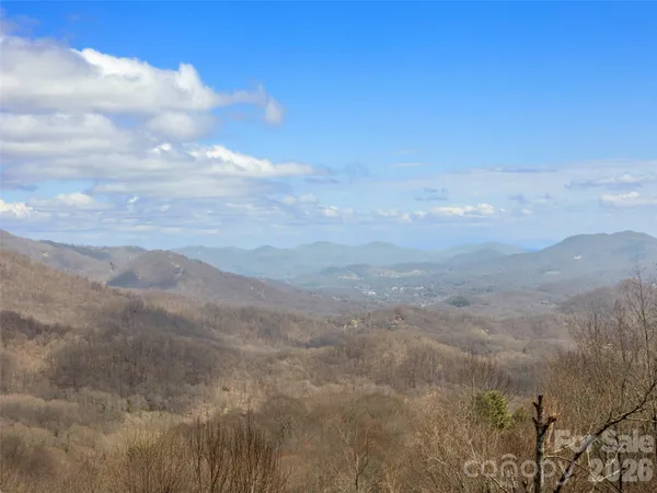 $1,150,000 | 220 Dulcimer Lane, Waynesville, NC 28786