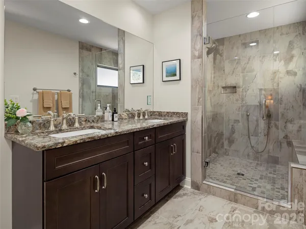 $1,150,000 | 220 Dulcimer Lane, Waynesville, NC 28786
