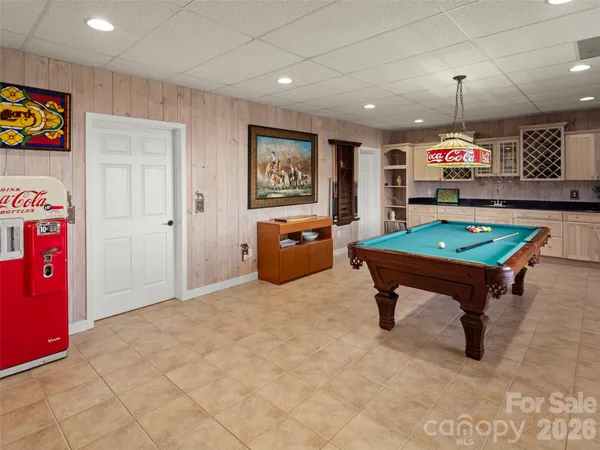 $1,150,000 | 220 Dulcimer Lane, Waynesville, NC 28786
