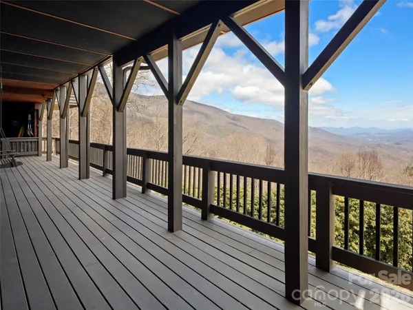 $1,150,000 | 220 Dulcimer Lane, Waynesville, NC 28786