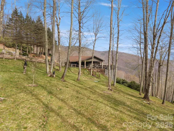 $1,150,000 | 220 Dulcimer Lane, Waynesville, NC 28786