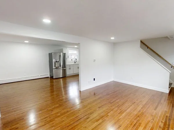 $2,900 | 44-46 Willard Street, Unit 44, Lowell, MA 01850