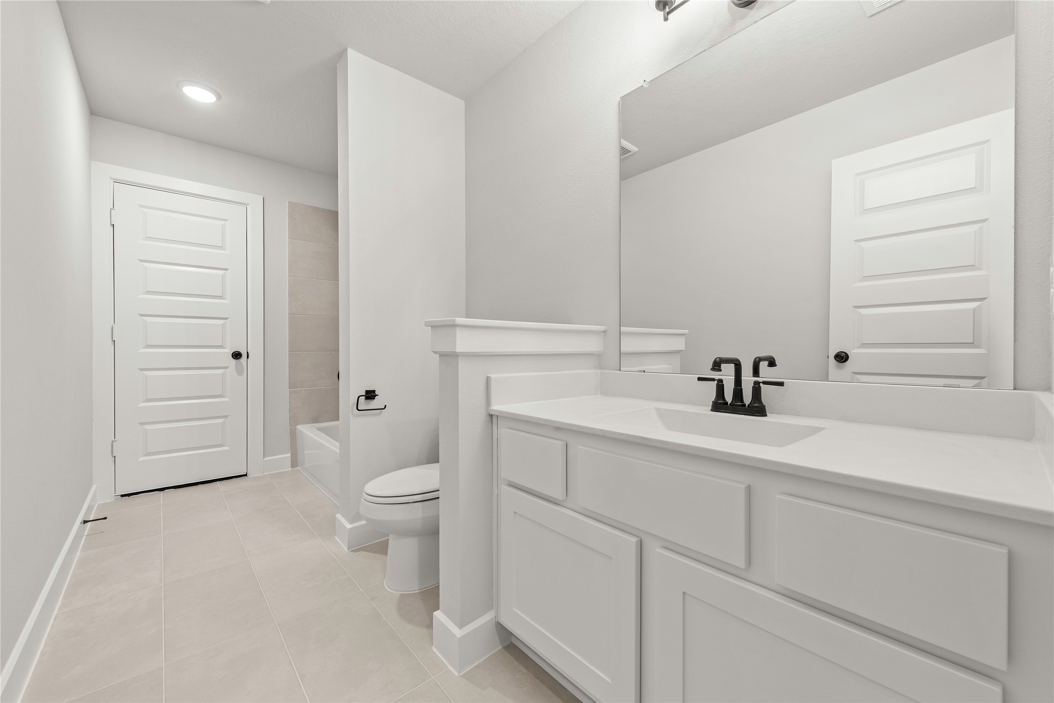 638 Walnut Br Drive Rosenberg, TX 77471 - Photo 19 of 27 a bathroom with a sink a toilet and shower