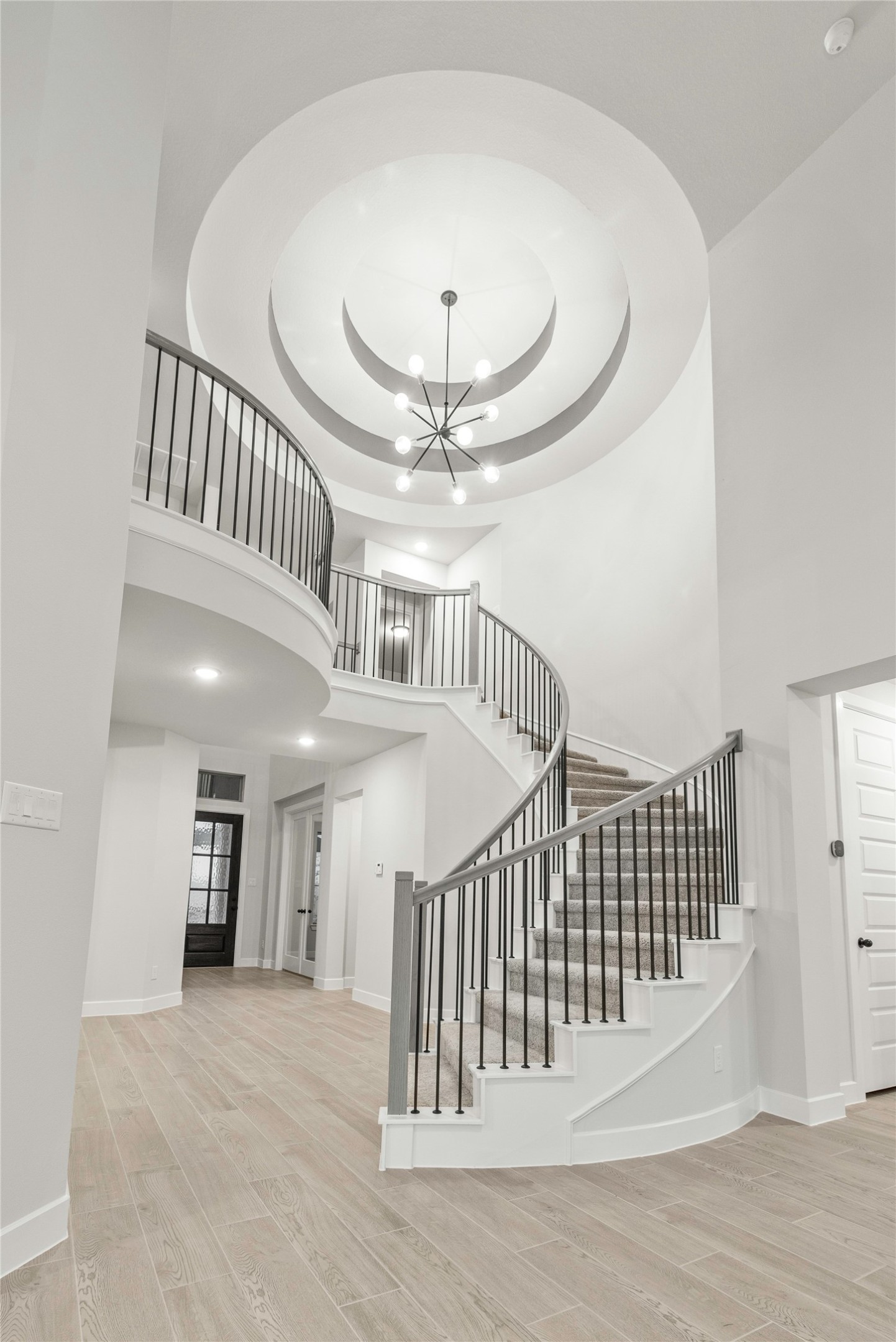 638 Walnut Br Drive Rosenberg, TX 77471 - Photo 2 of 27 a view of entryway and hall with wooden floor