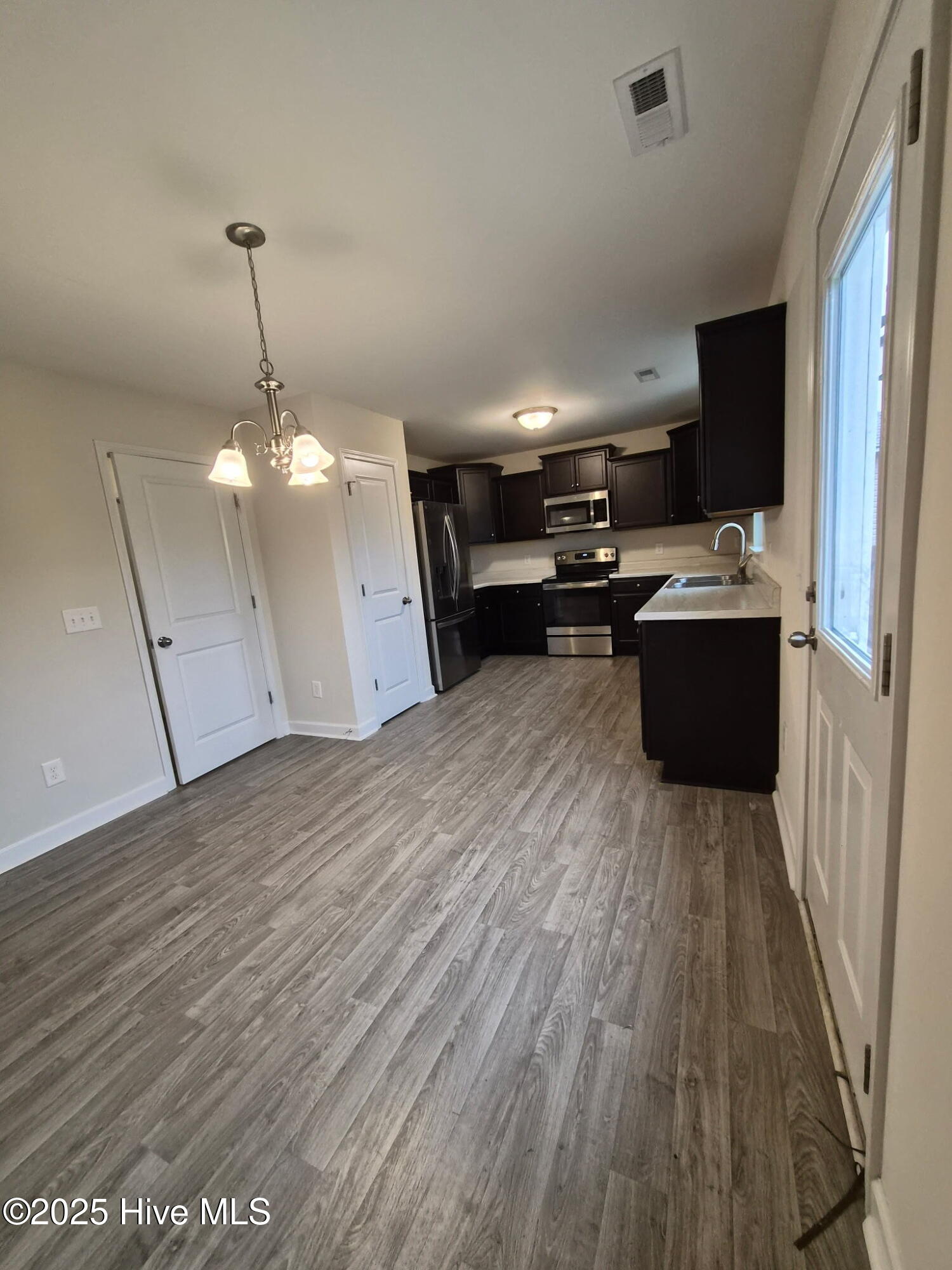 616 Riggs Road Hubert, NC 28539 - Photo 6 of 38 237502007976016159