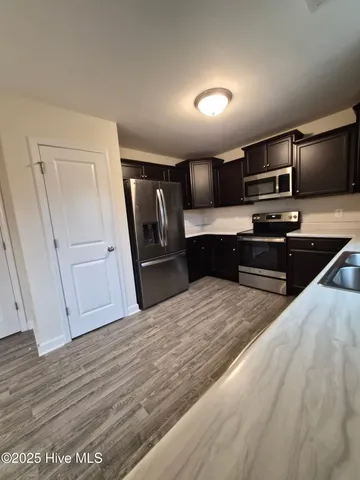 $1,975 | 616 Riggs Road, Hubert, NC 28539