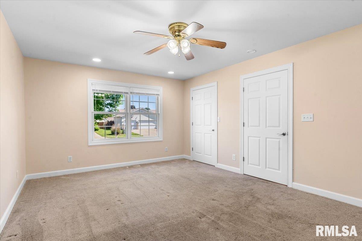 3700 Bergamot Drive Springfield, IL 62712 - Photo 18 of 38