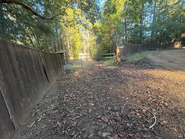 $425,000 | 36000 Nash Mill Road, Philo, CA 95466