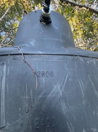 a close view of sink