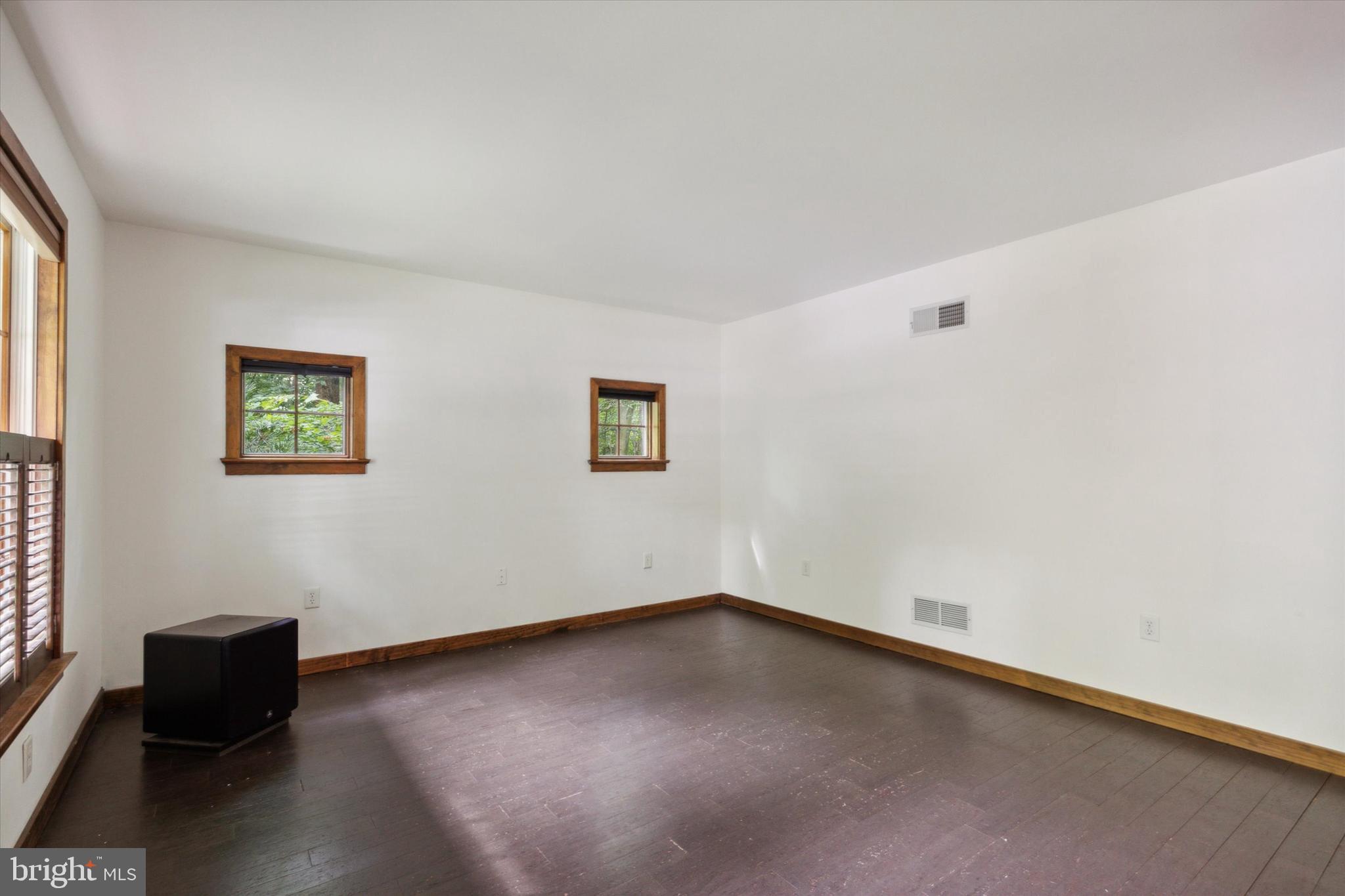 3041 Chestnut Hill Road Pottstown, PA 19465 - Photo 4 of 19 Office/Study Main Level
