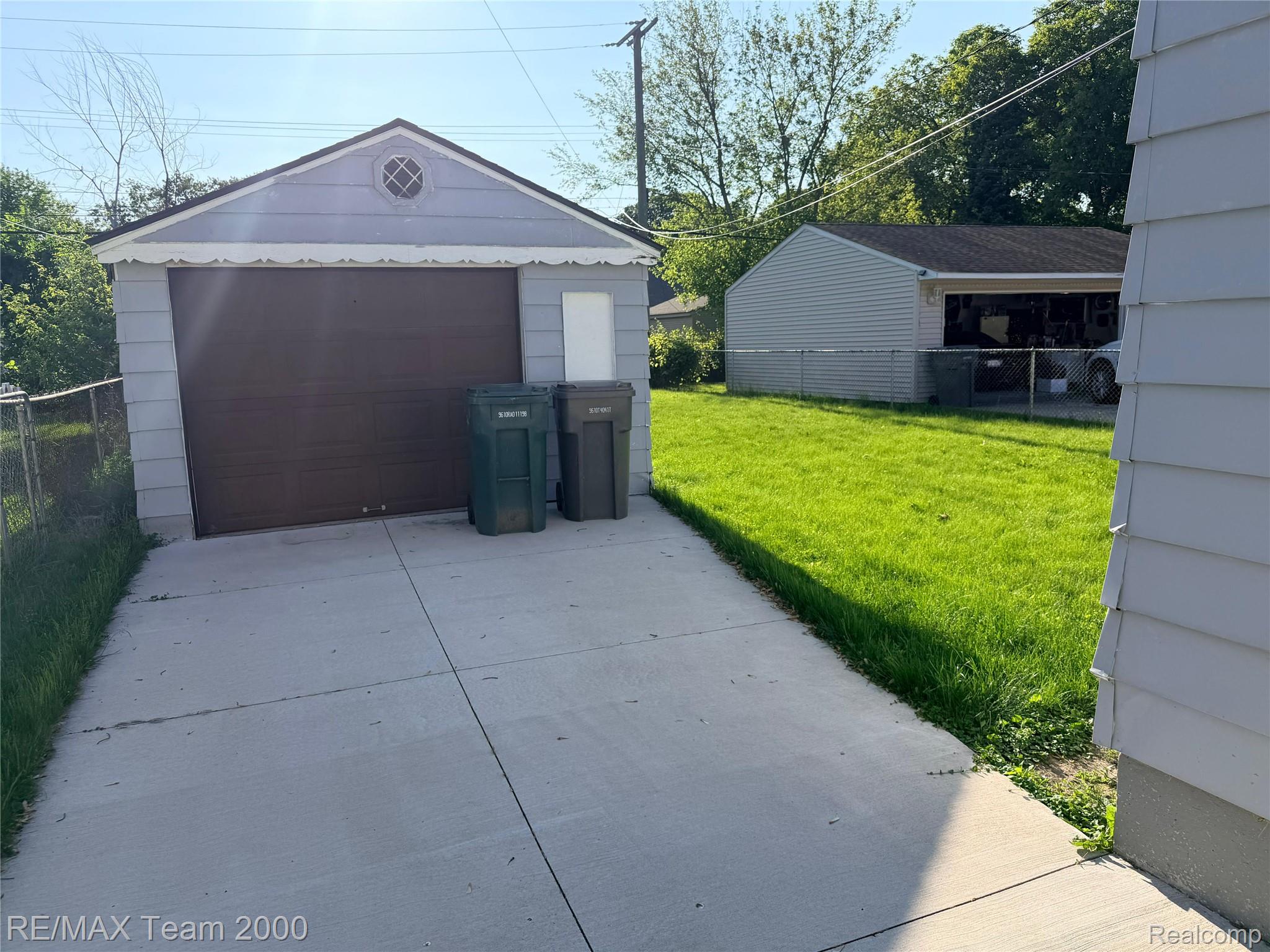 3418 Harding Street Dearborn, MI 48124 - Photo 15 of 15 WhatsApp Image 2026-06-30 at 22.16.56 (5).jpeg