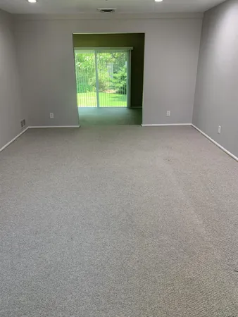 $5,850 | 220 Jackson Place, Hewlett, NY 11557