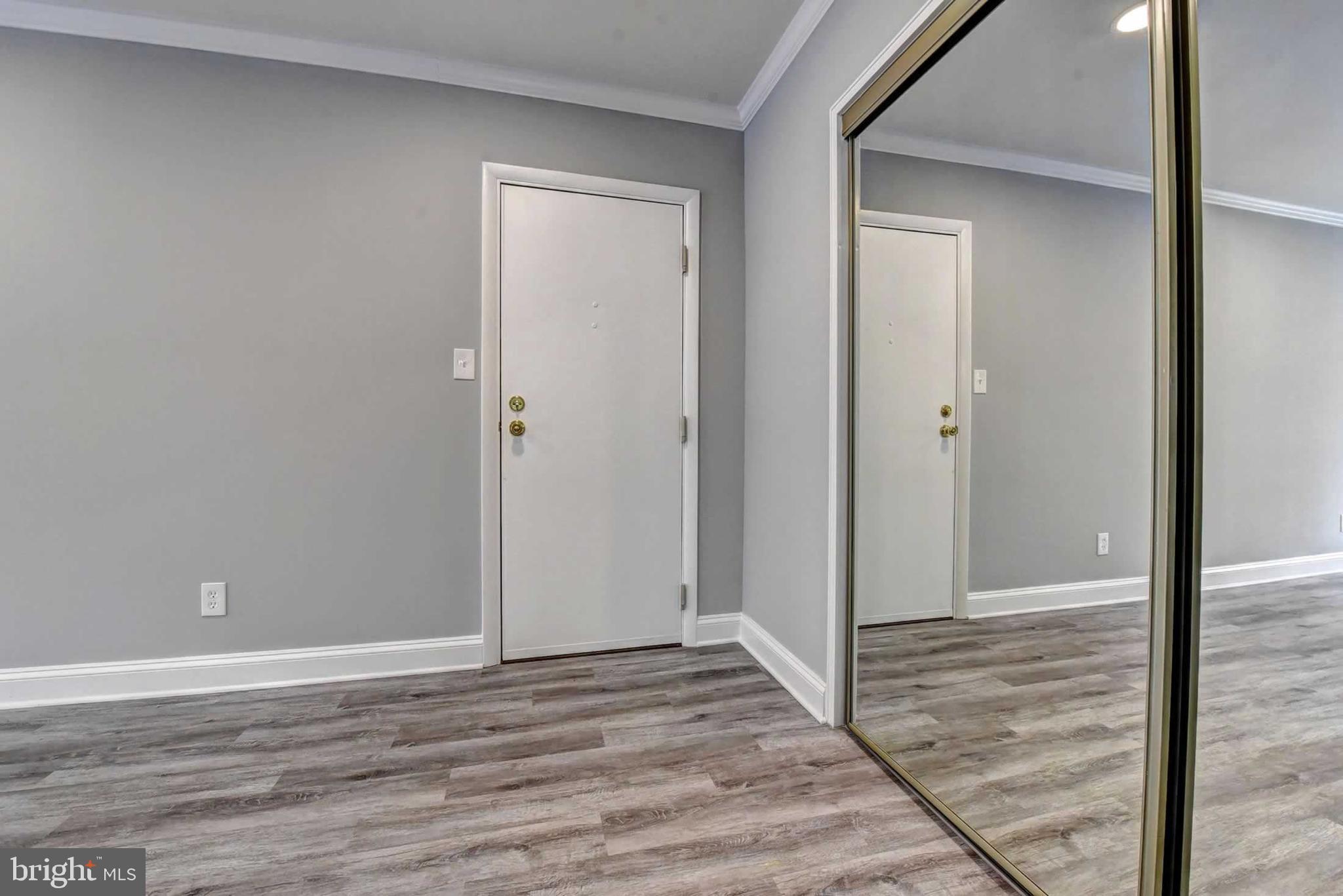 105 Skyhill Road, Unit 6 Alexandria, VA 22314 - Photo 12 of 39