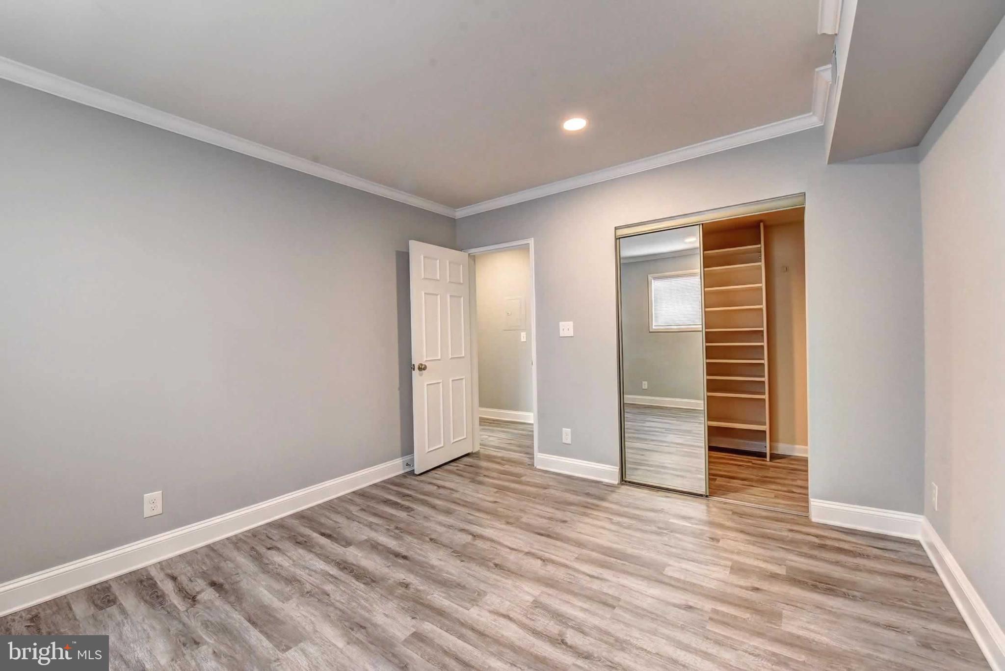 105 Skyhill Road, Unit 6 Alexandria, VA 22314 - Photo 19 of 39