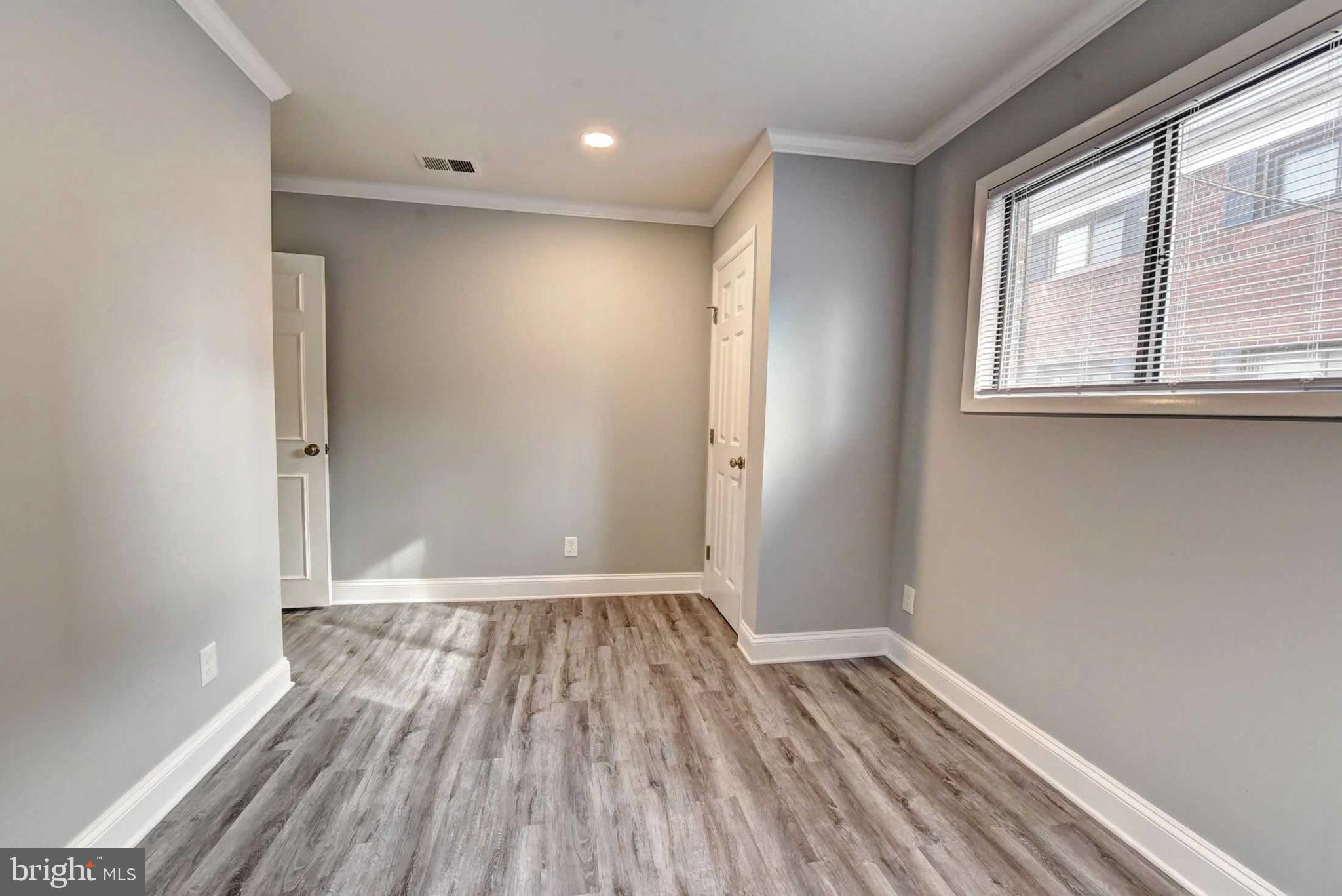 105 Skyhill Road, Unit 6 Alexandria, VA 22314 - Photo 22 of 39