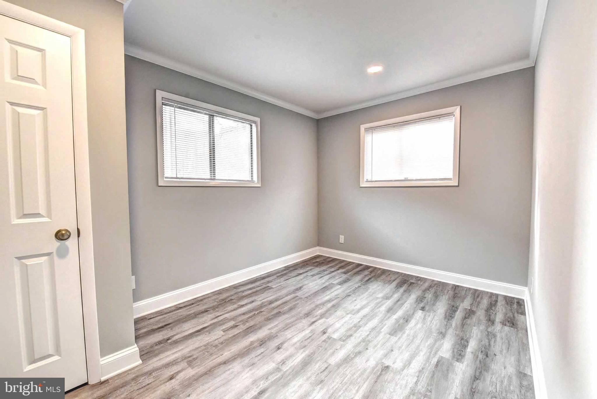 105 Skyhill Road, Unit 6 Alexandria, VA 22314 - Photo 23 of 39