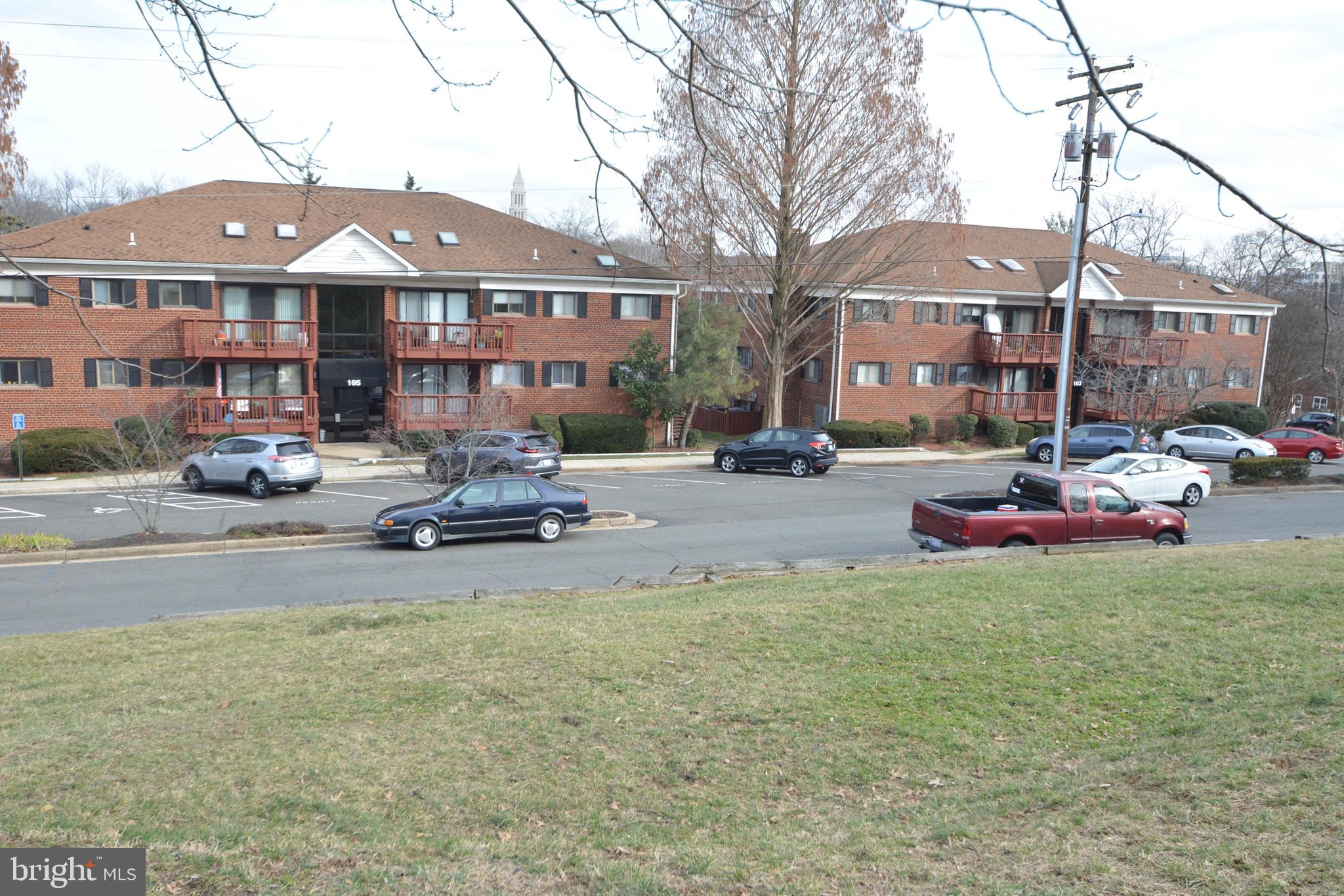 105 Skyhill Road, Unit 6 Alexandria, VA 22314 - Photo 26 of 39