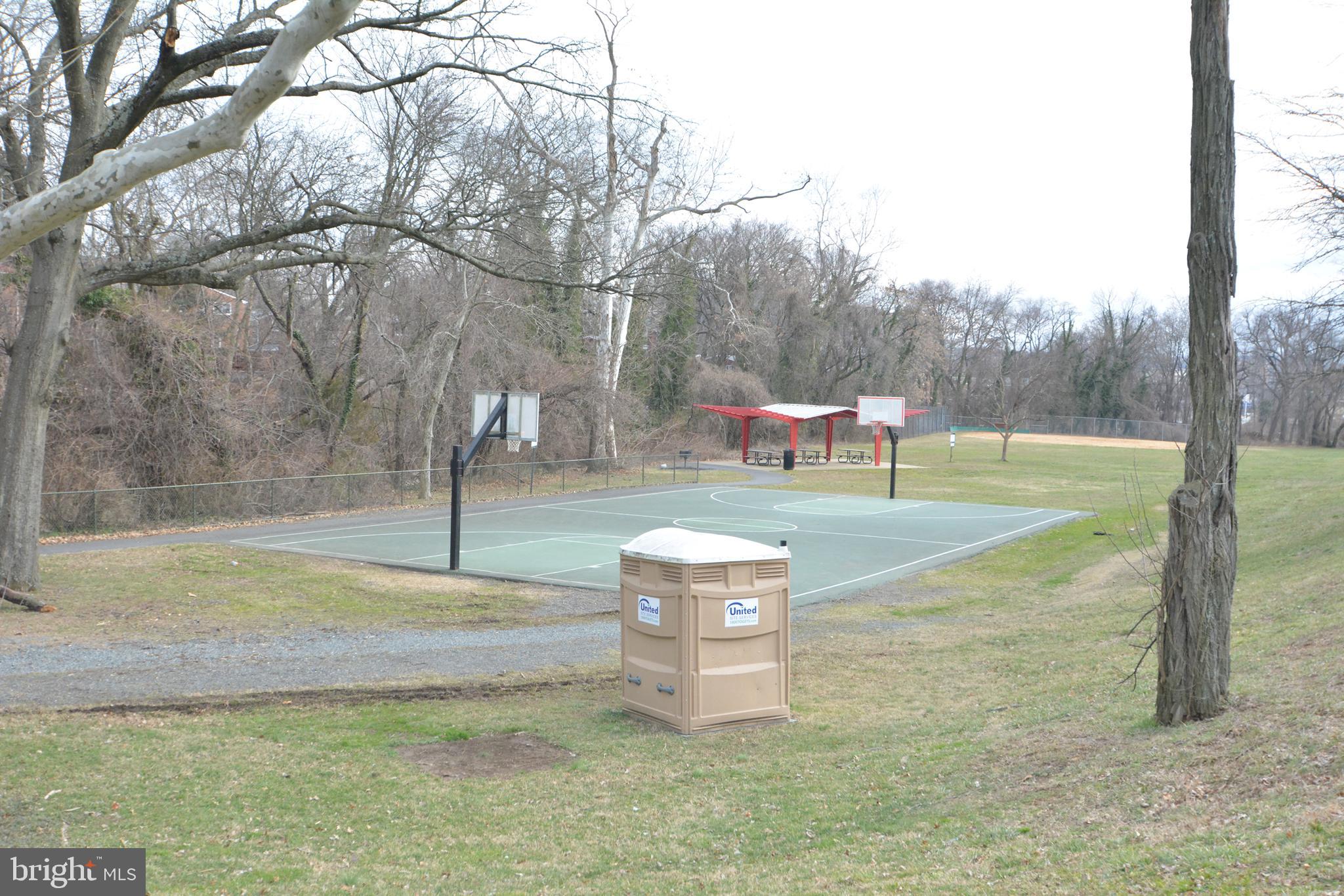 105 Skyhill Road, Unit 6 Alexandria, VA 22314 - Photo 31 of 39