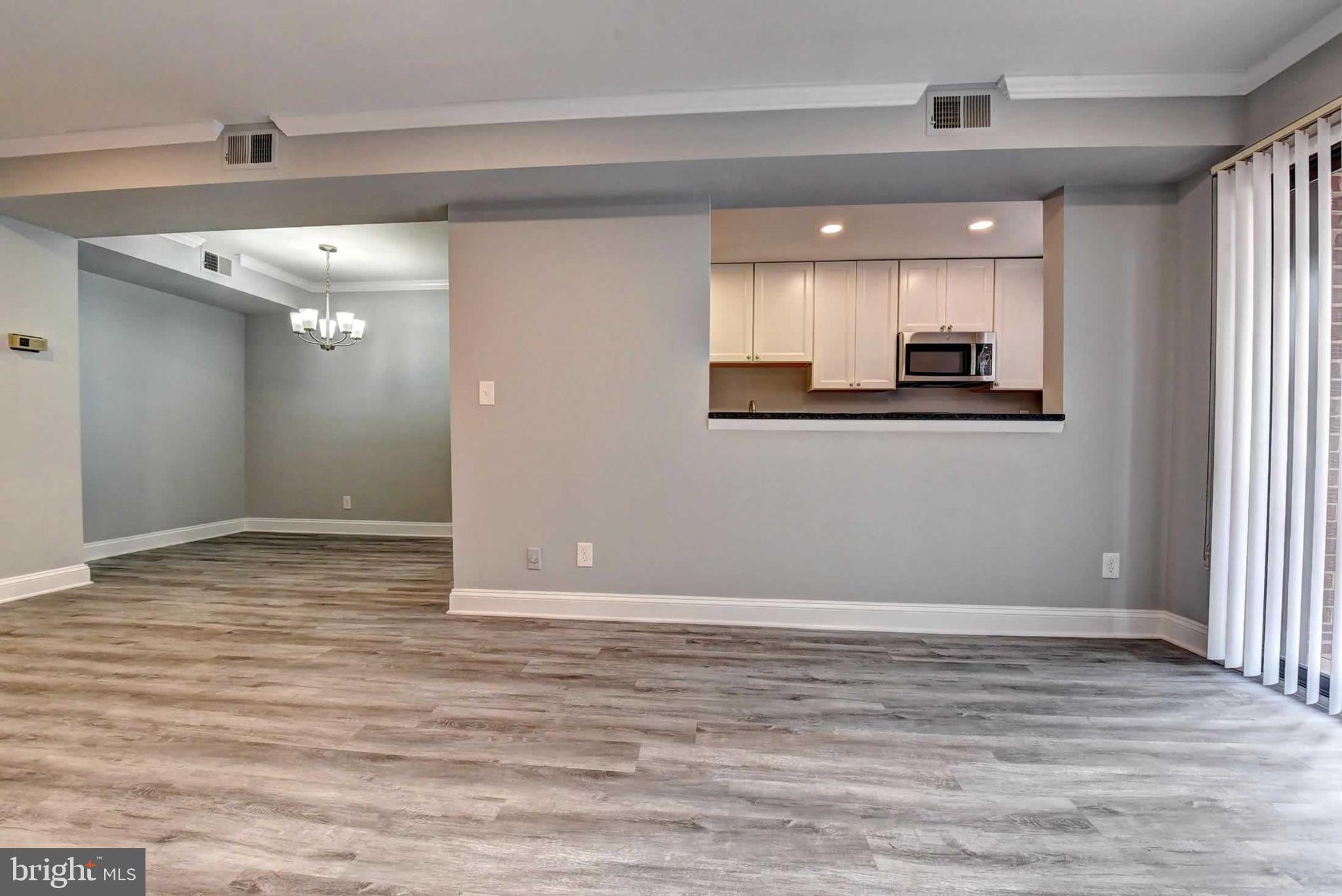 105 Skyhill Road, Unit 6 Alexandria, VA 22314 - Photo 8 of 39