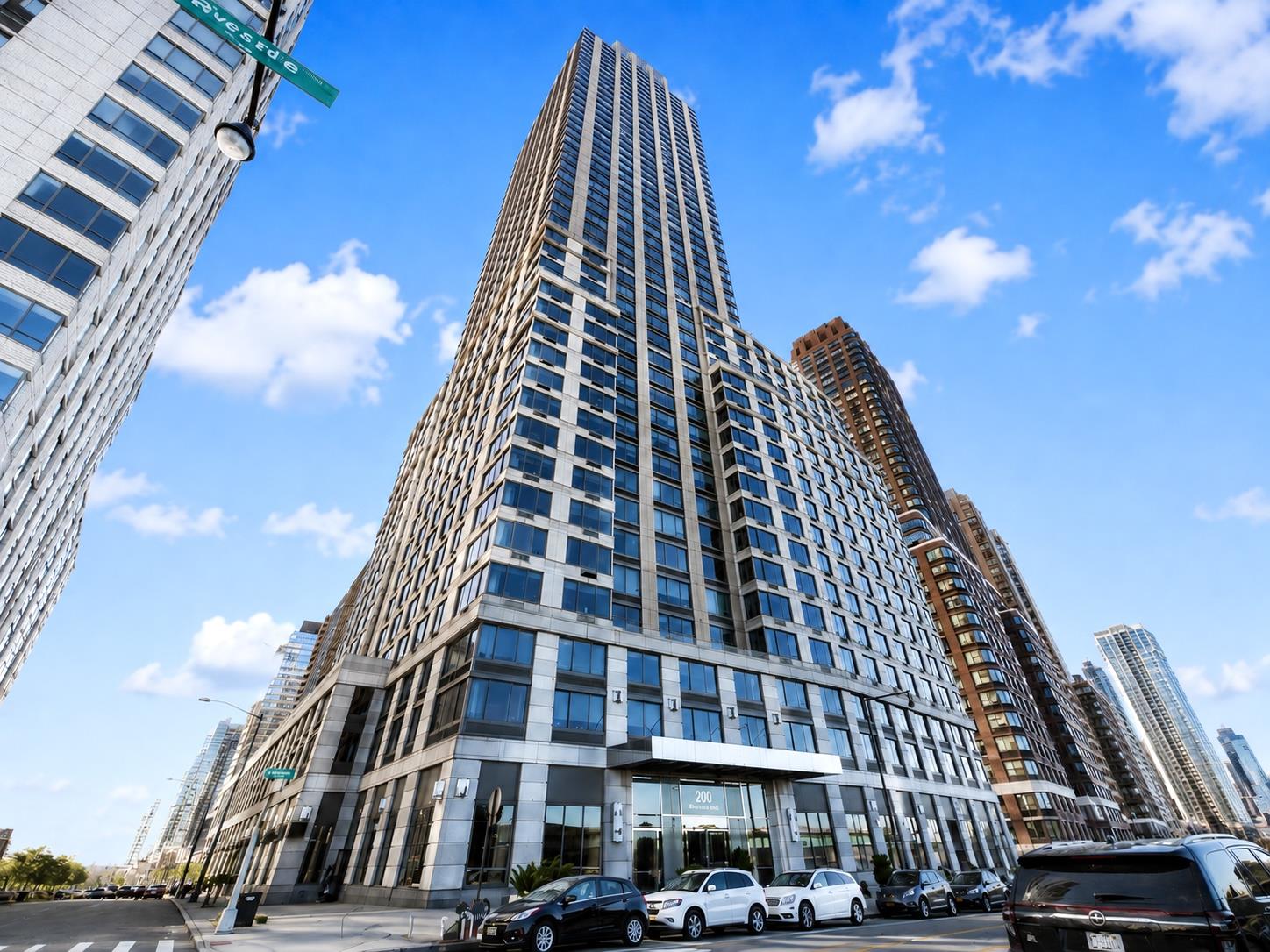 200 Riverside Boulevard, Unit 7AA Manhattan, NY 10069 - Photo 16 of 24 Gallery Image 16