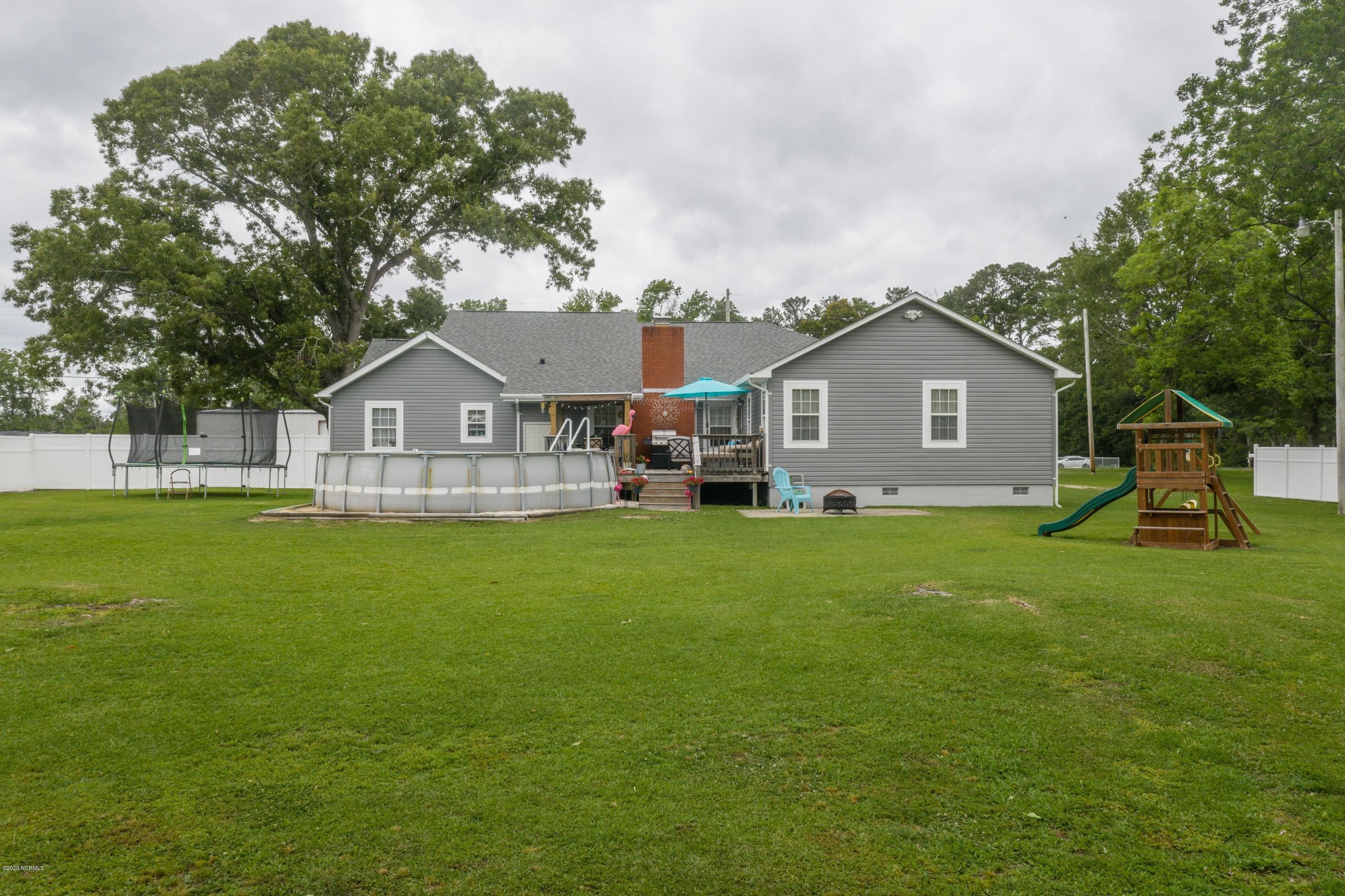 1263 Nine Foot Road Newport, NC 28570 - Photo 38 of 43 Back Of House