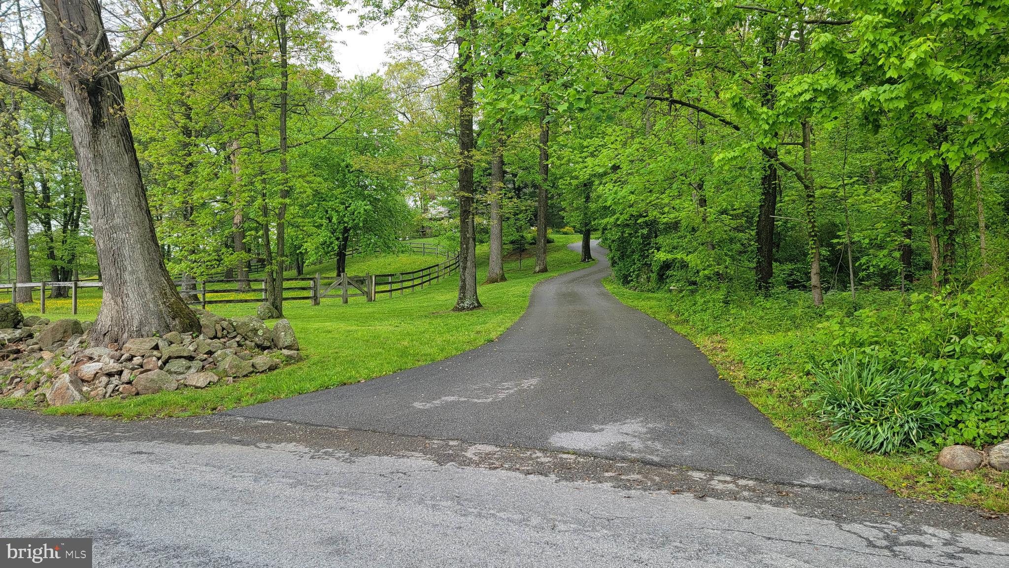 1451 Hilltop Road Spring City, PA 19475 - Photo 61 of 99 Driveway in Excellent condition