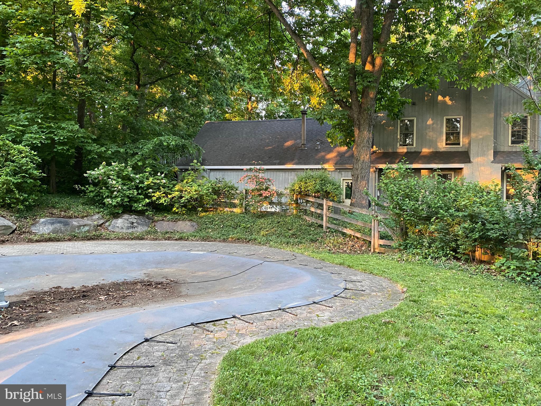 1451 Hilltop Road Spring City, PA 19475 - Photo 78 of 99 Covered Pool