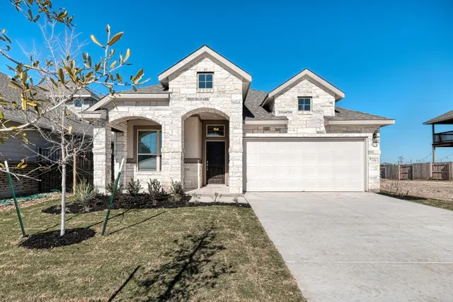 $1,950 | 126 Russet Trail, Georgetown, TX 78628