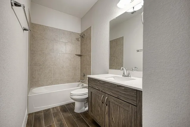 $1,950 | 126 Russet Trail, Georgetown, TX 78628