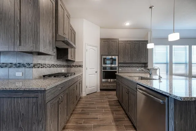 $1,950 | 126 Russet Trail, Georgetown, TX 78628