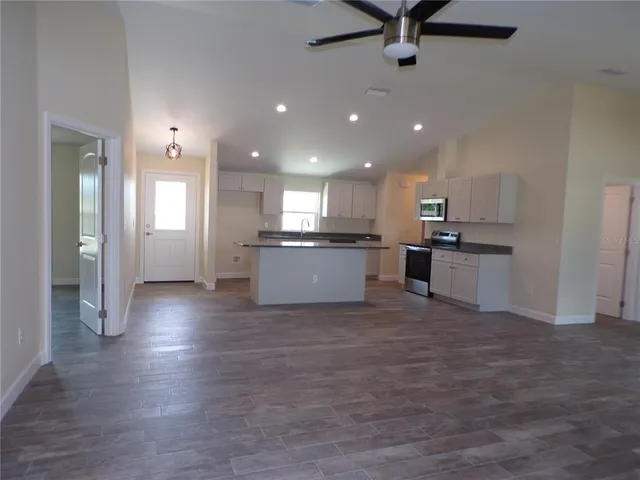 $2,200 | 3112 Pinetree Street, Port Charlotte, FL 33952